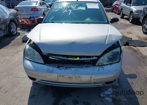 2005 Ford Focus S/Se/Ses from USA, damaged, VIN 3FAHP37N15R111753